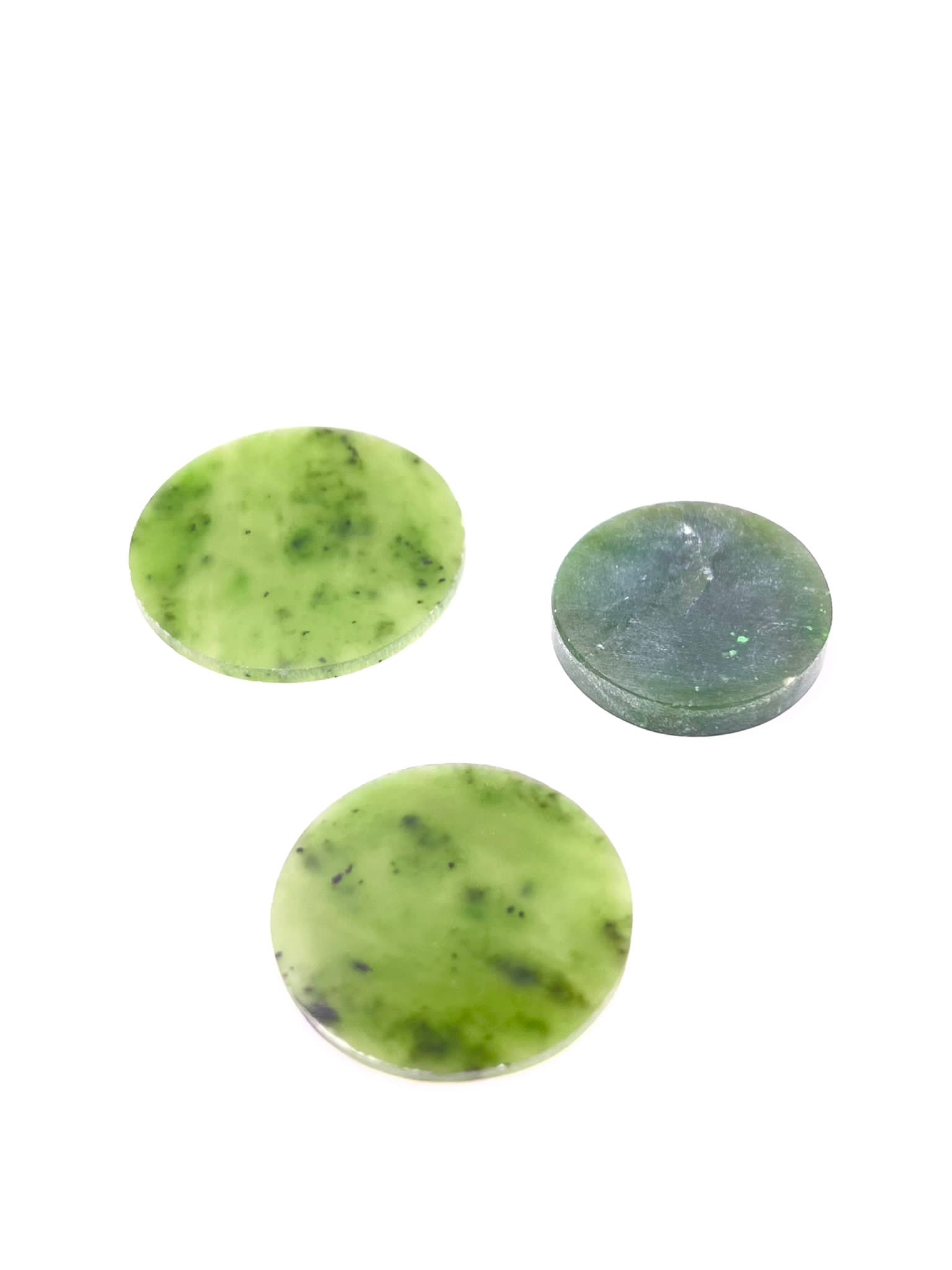 round cut nephrite-jade 